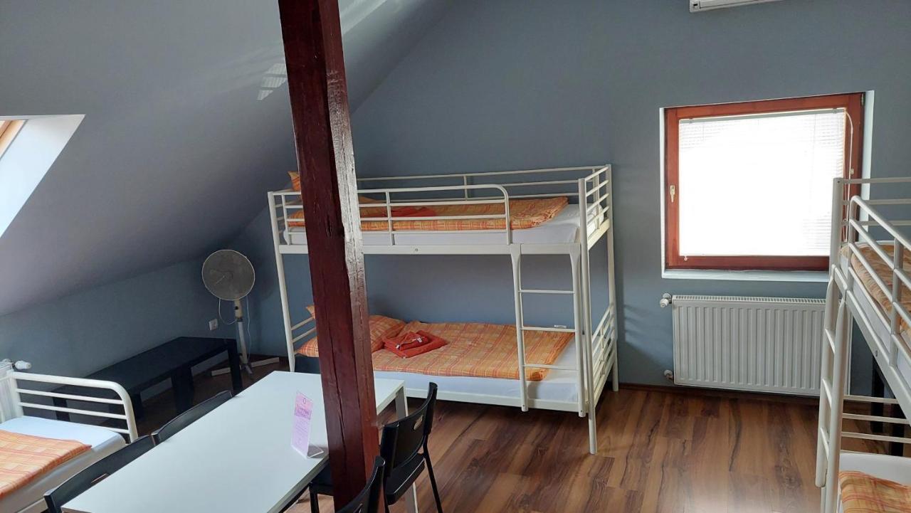 Bordany Hostel Zewnętrze zdjęcie