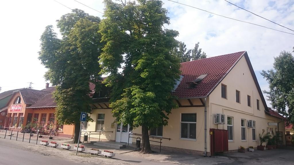 Bordany Hostel Zewnętrze zdjęcie